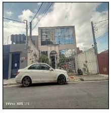 Prédio no Vila da Saude