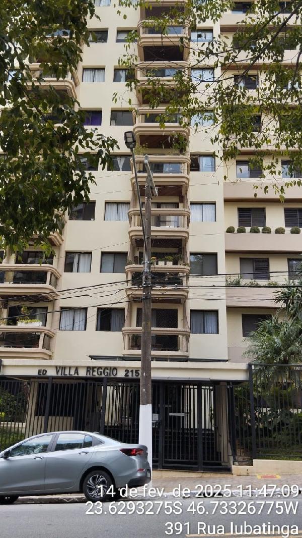 Apartamento no Condomínio Edifício Villa Réggio