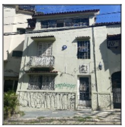 Prédio no Glória
