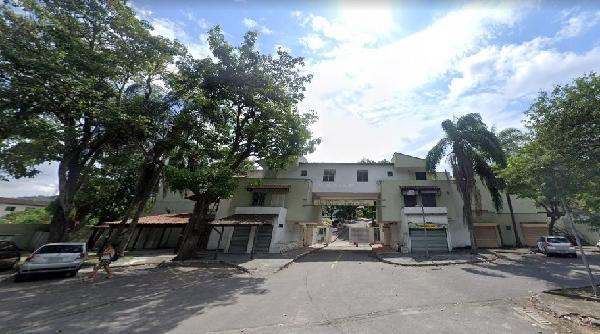 Casa no Condominio Colinas de Campo Grande