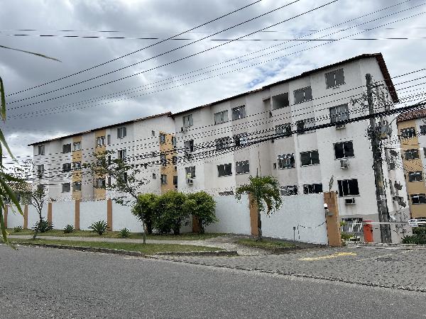 Apartamento no Cond Pq Silvestre