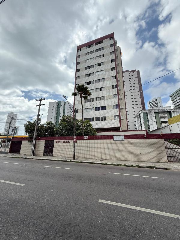 Apartamento no Ed Montblanc