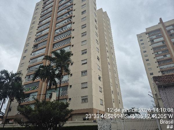 Apartamento no Cond Stupendo
