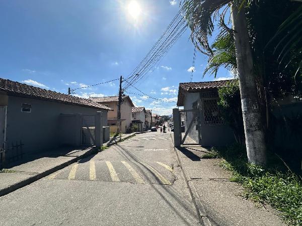 Apartamento no Campo Grande