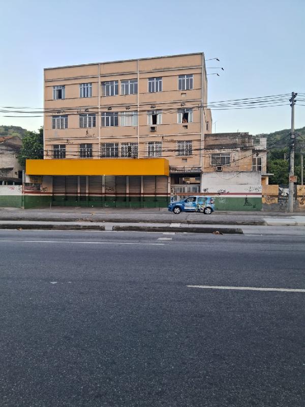 Apartamento no Cond Ed Wittia