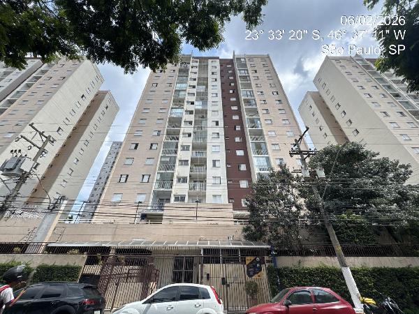 Apartamento no Cond Atua Mooca I