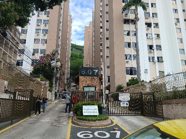 Apartamento no Cond Sesquicentenario da Independencia