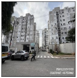 Apartamento no Cond Res Maximo Zona Sul