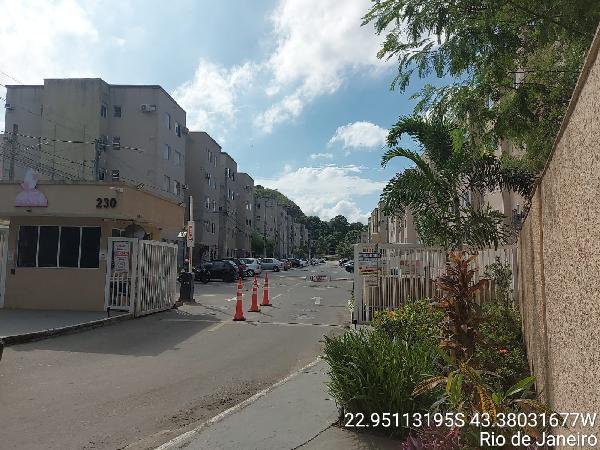 Apartamento no Curicica