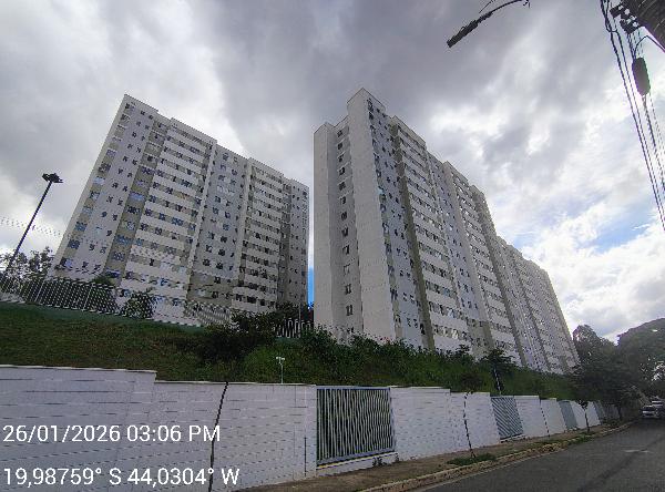 Apartamento no Cond Reserva dos Ipês