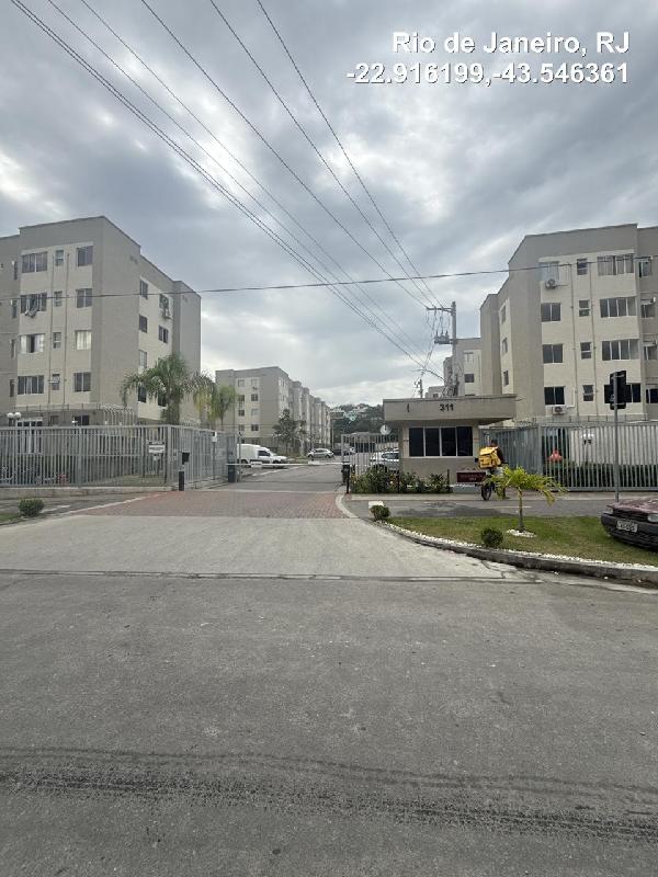 Apartamento no Cond Res Ipes