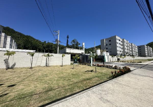 Apartamento no Guaratiba