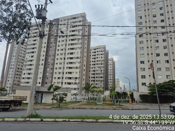 Apartamento no Condomínio Seleto Oasis Residencial