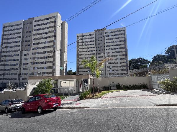 Apartamento no Cond Sunset Res