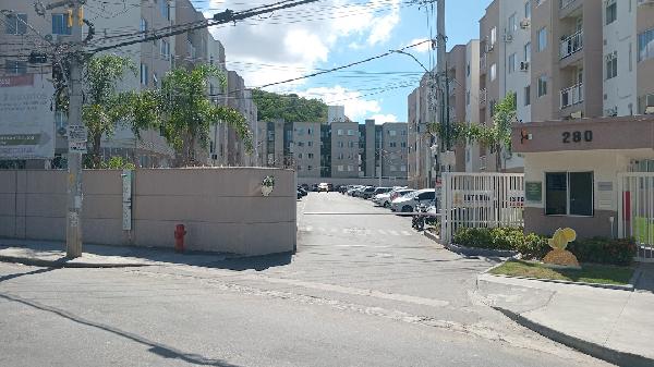 Apartamento no Curicica