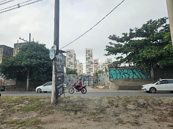 Apartamento no Cond Ed Morada do Sol