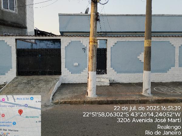 Casa no Realengo