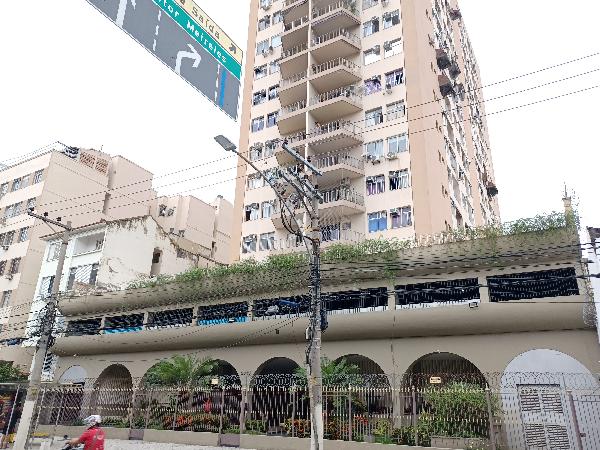 Apartamento no Sampaio