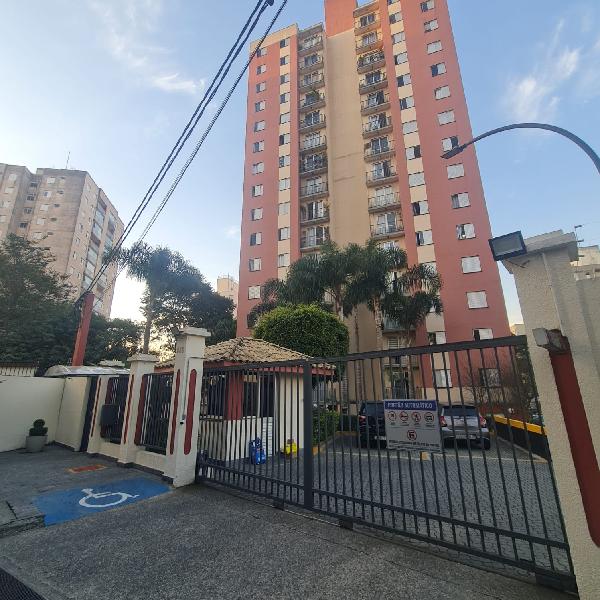 Apartamento no Cond Pq Botânico, Ed Tulipas