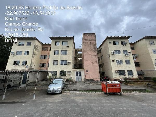 Apartamento no Campo Grande