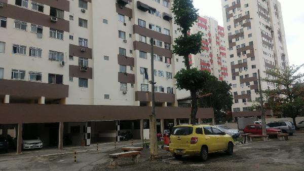 Apartamento no Cond Ed Morada do Sol