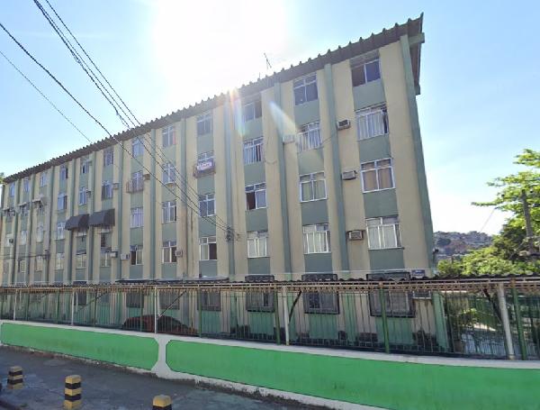 Apartamento no Coelho Neto