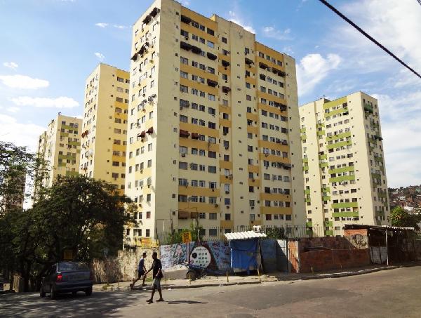 Apartamento no Cond Village Pavuna Ii