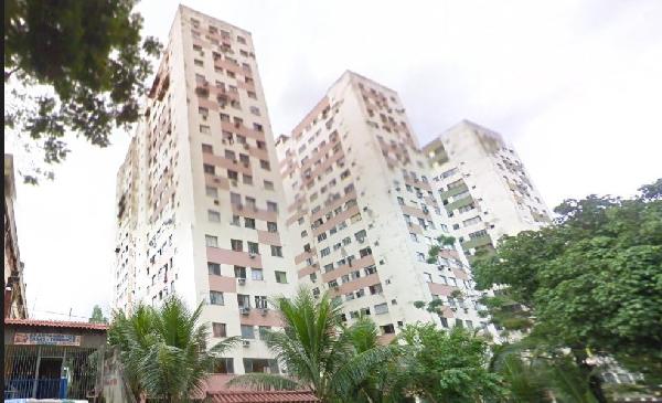 Apartamento no Cond Village Pavuna Ii
