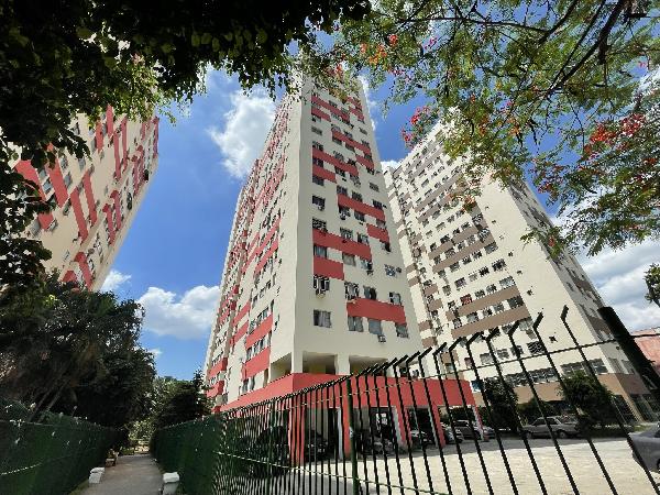 Apartamento no Cond Ed Monte Real