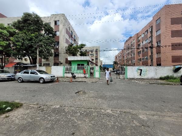 Apartamento no Cond Parque dos Eucaliptos