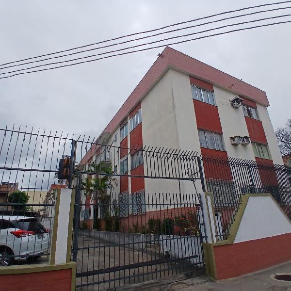 Apartamento no Ed Solar Albano