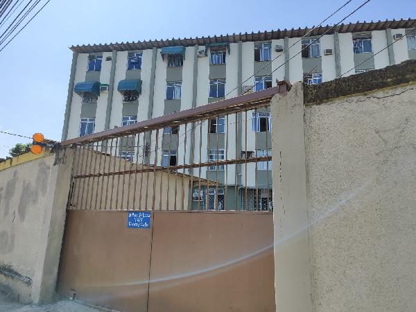 Apartamento no Coelho Neto