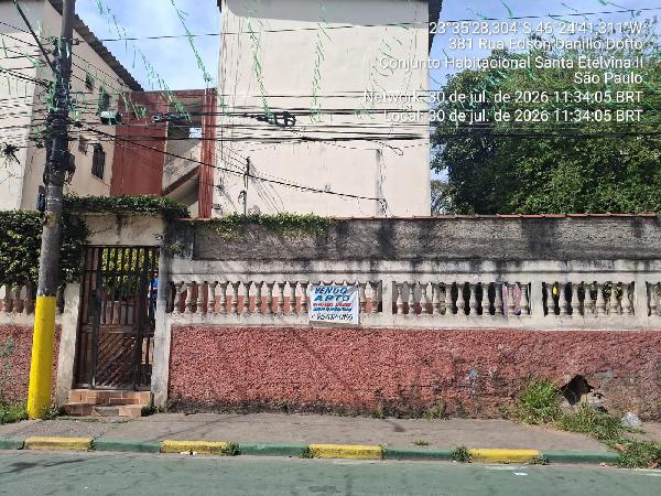 Apartamento no Cond Jatobas V