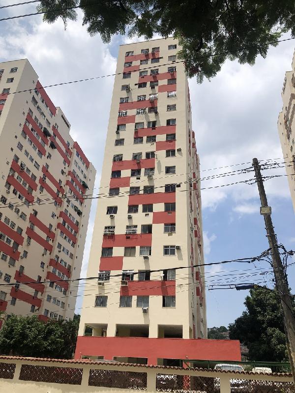 Apartamento no Cond Ed Monte Real