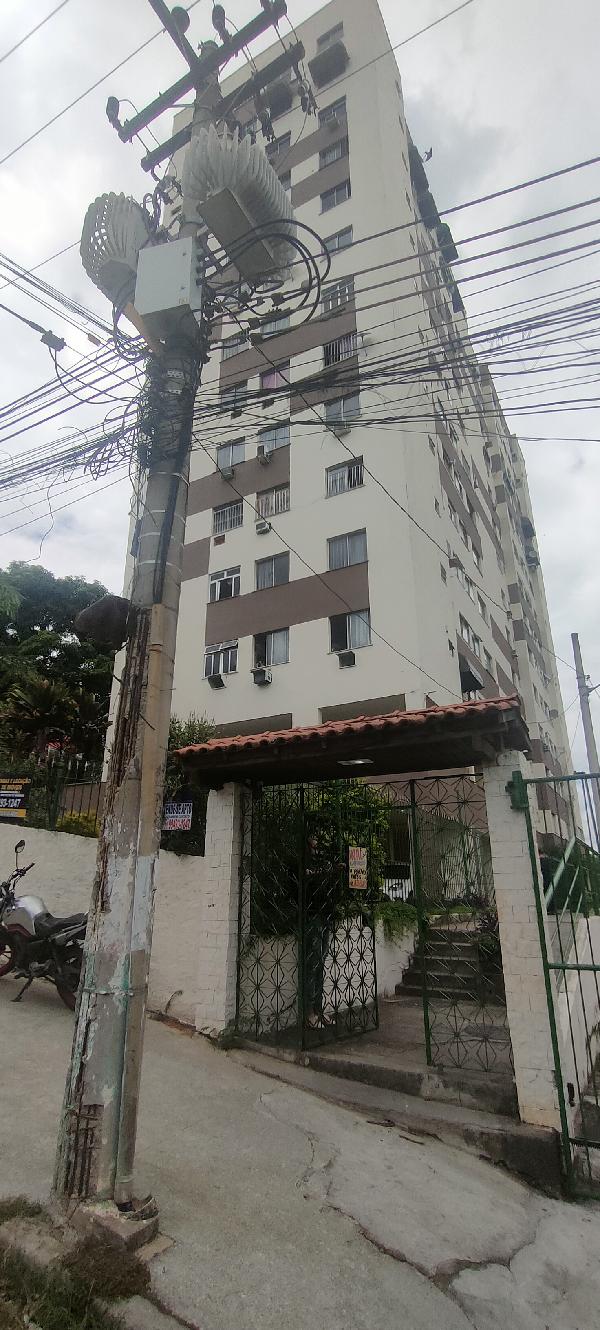 Apartamento no Cond Village Pavuna