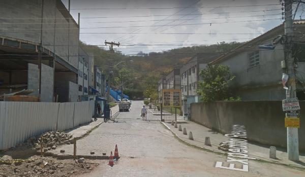 Apartamento no Cond Res Colinas do Retiro