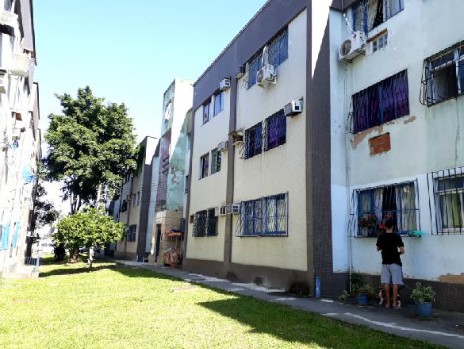 Apartamento no Cond Res Colinas do Retiro