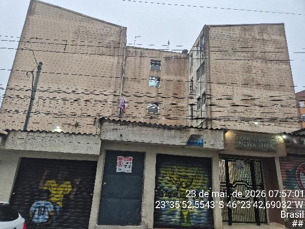 Apartamento no Cond Nova Lima