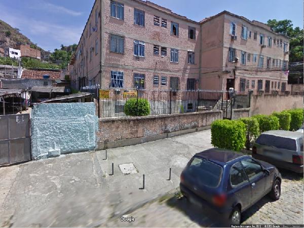 Apartamento no Engenheiro Leal