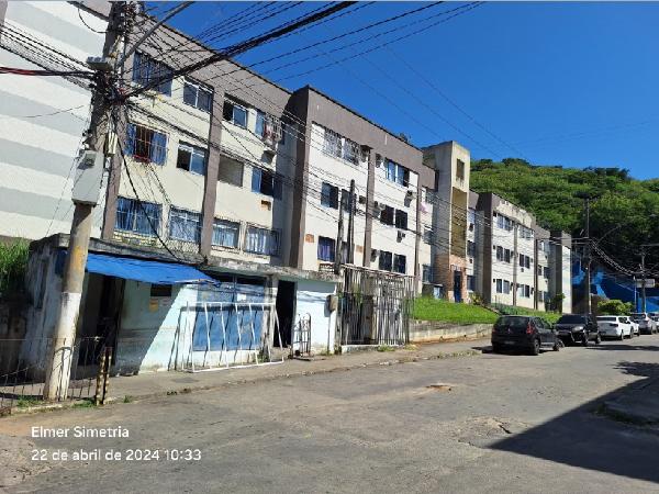 Apartamento no Cond Colinas do Retiro