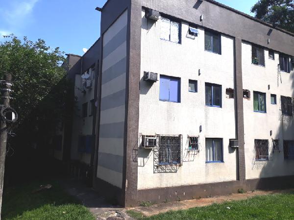 Apartamento no Cond Res Colinas do Retiro