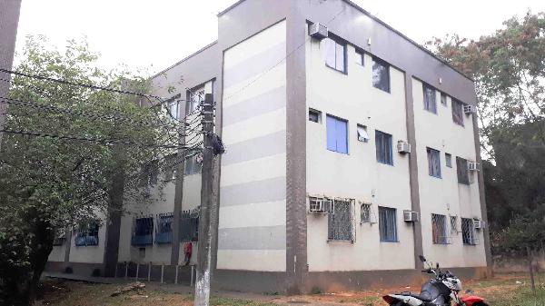 Apartamento no Cond Res Colinas do Retiro