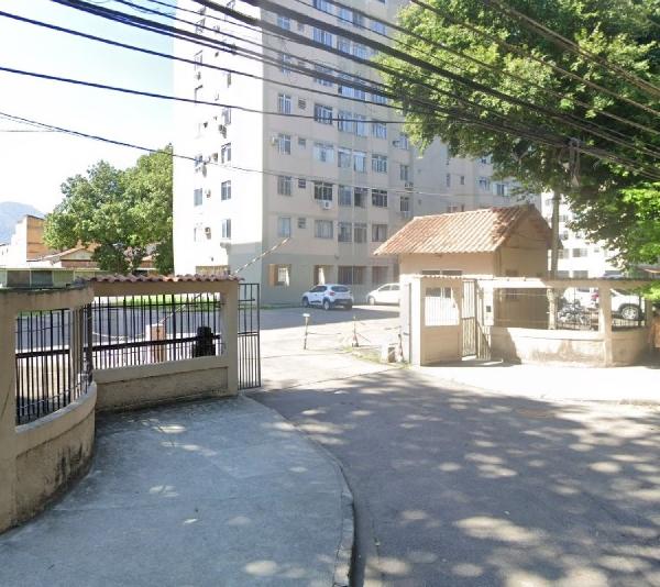 Apartamento no Cond Morada do Moinho