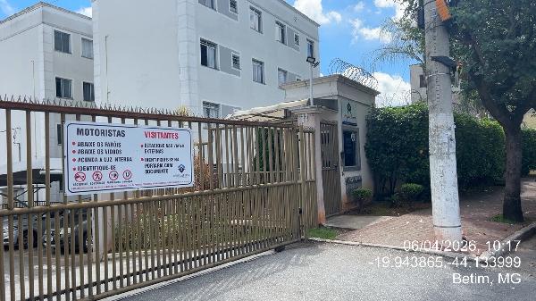 Apartamento no Residencial Parque Apaches