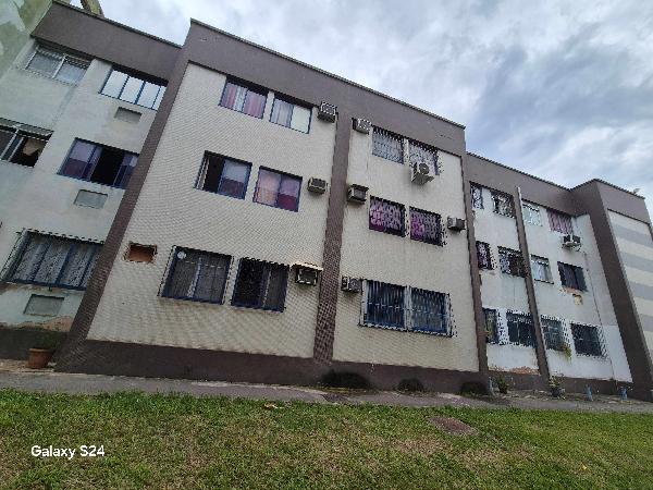 Apartamento no Cond Res Colinas do Retiro