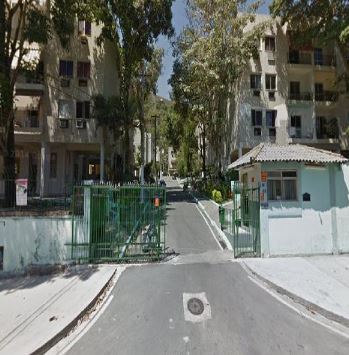 Apartamento no Cond Bricio de Abreu