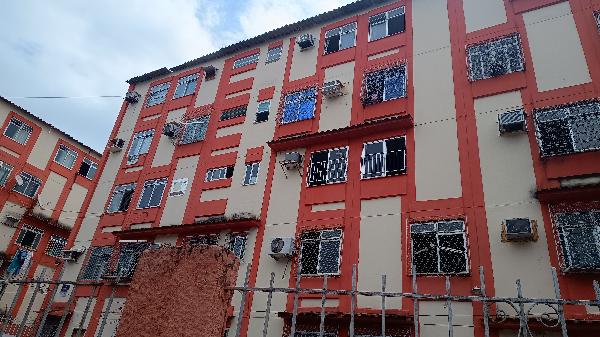 Apartamento no Res Zaira Duna