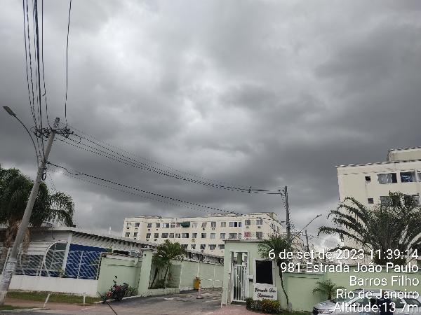 Apartamento no Cond Recanto dos Rouxinois