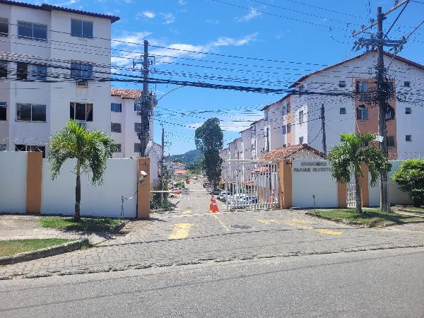 Apartamento no Cond Pq Silvestre