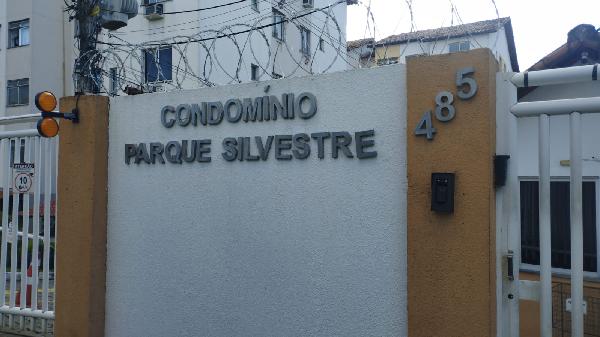 Apartamento no Cond Pq Silvestre